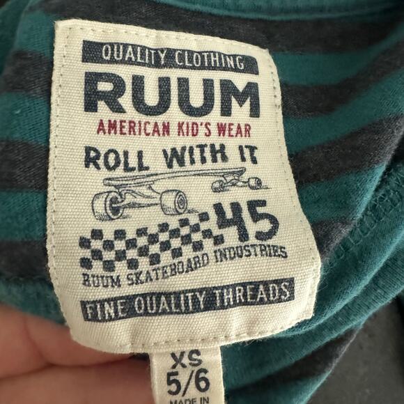 Boys Long Sleeve Athletic and Casual Tee Bundle, Thermal/Minions/Athletic - Picture 9 of 9